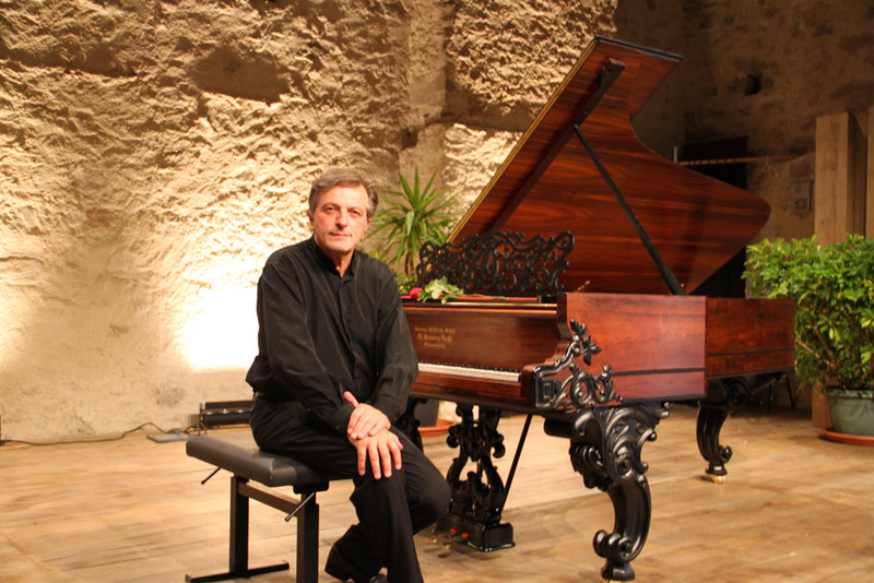 Cyril Huvé, pianist